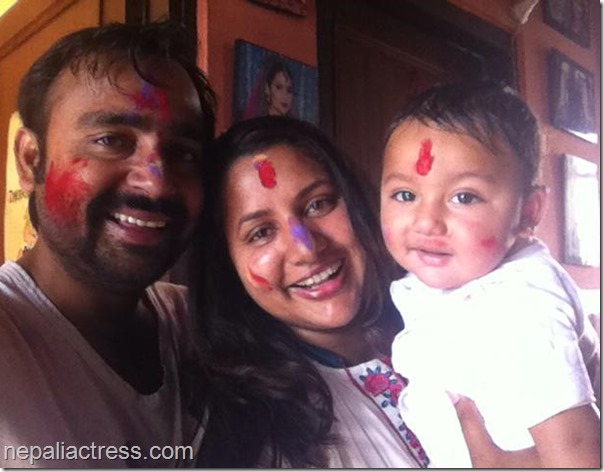 richa and shankar ghimire with son