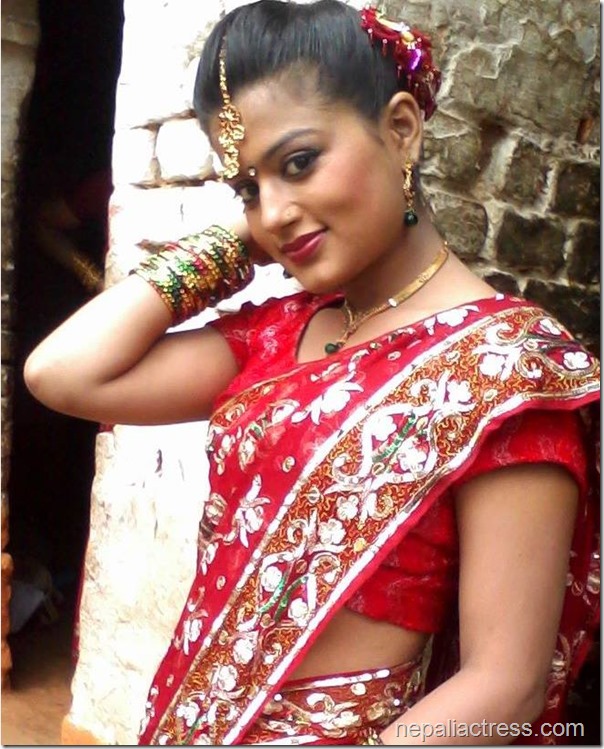 shilpa pokharel in saree