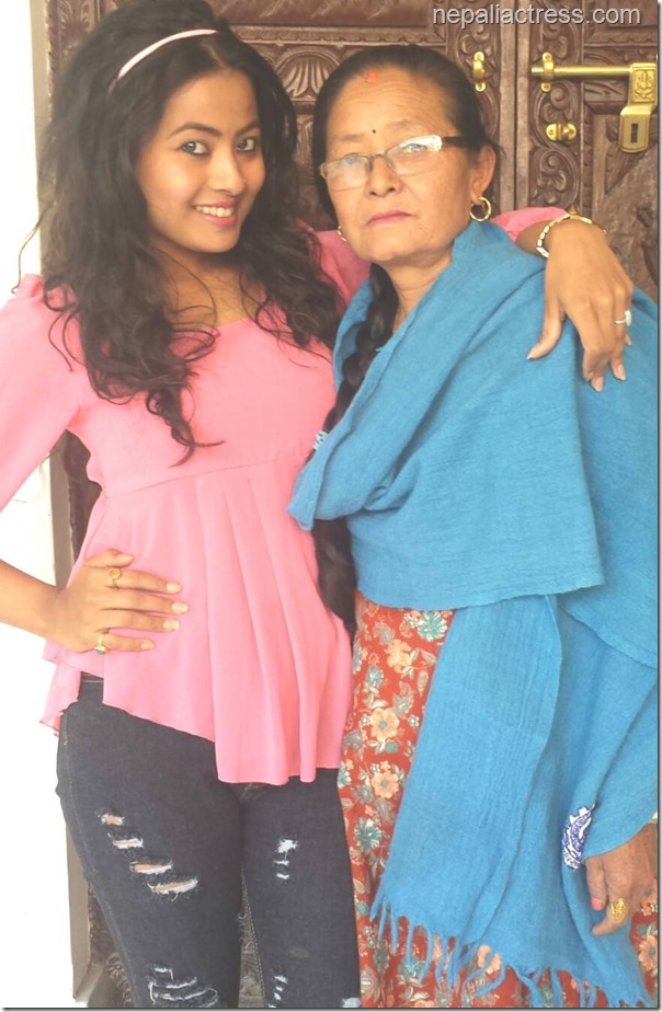 rajani kc with mother before leving to Pokhara for braclet shooting (2)